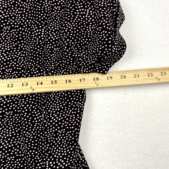 Express Sz M Women's Black Polka Dot Printed Top with Tie on Back Short Sleeve - Picture 4 of 8